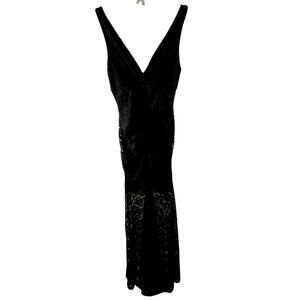 Fashion New York by J.L.O.S. Laced Black Gown Size M